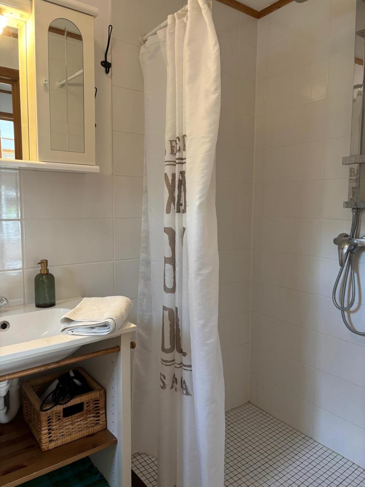 Toms Stuga Ferienwohnung Schöneiche المظهر الخارجي الصورة